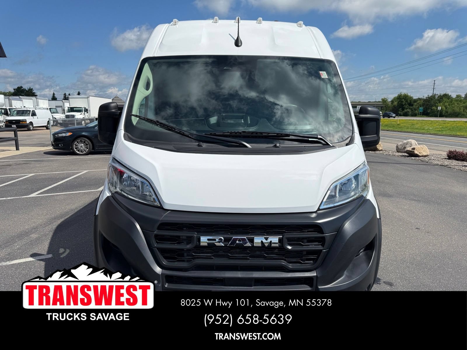 Used 2025 RAM ProMaster 2500 w/ Convenience Group FWD image 17