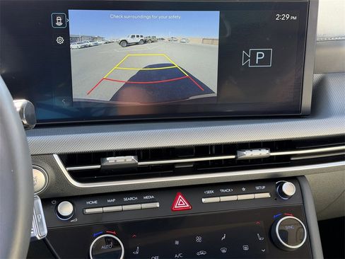 Used 2024 Hyundai Sonata SEL w/ Convenience Package image 17