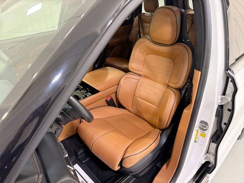 Used 2023 Lincoln Aviator Black Label Grand Touring w/ Class IV Trailer Tow Package image 10