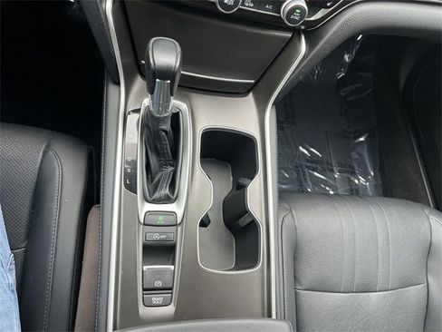 Used 2022 Honda Accord EX-L image 20