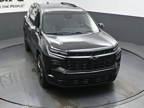 New 2026 Chevrolet Traverse RS w/ LPO, Floor Liner Package AWD/4WD image 26
