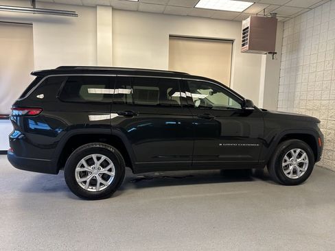Used 2023 Jeep Grand Cherokee L Limited AWD/4WD image 50
