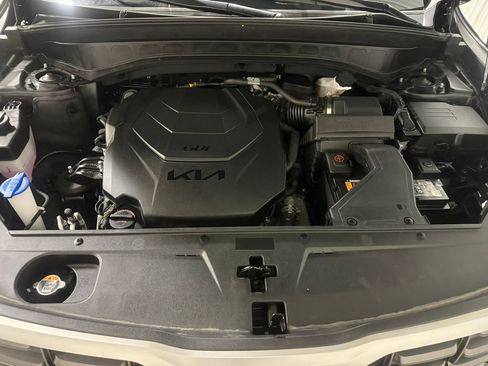 Used 2023 Kia Telluride SX AWD/4WD image 16