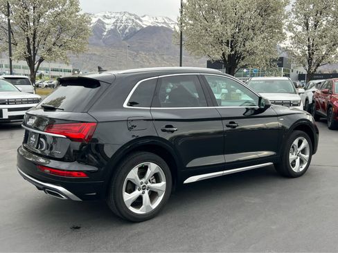 Used 2023 Audi Q5 2.0T Premium Plus w/ Premium Plus Package image 7