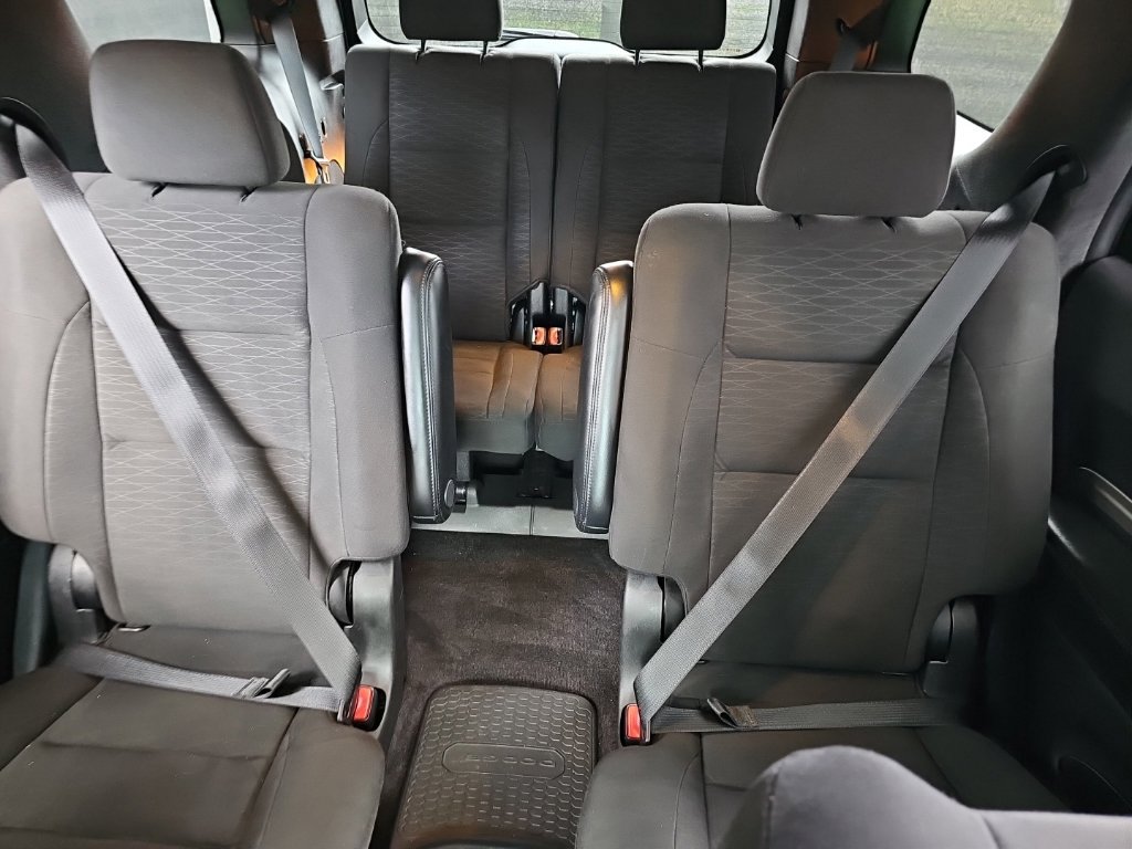 Used 2018 Dodge Durango SXT w/ Quick Order Package 2BB AWD/4WD image 16