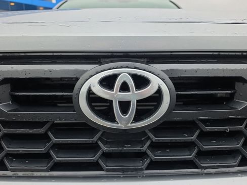 Used 2025 Toyota Tacoma TRD Off-Road AWD/4WD image 29