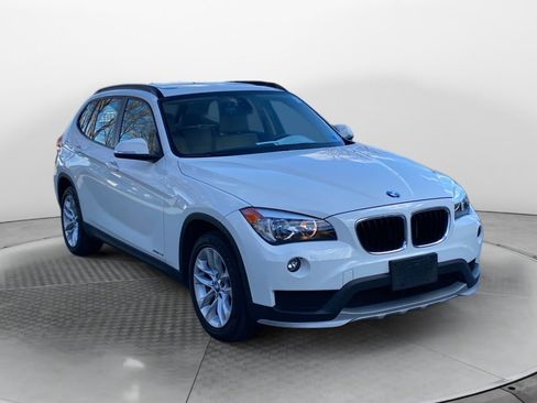 Used 2015 BMW X1 xDrive28i image 1