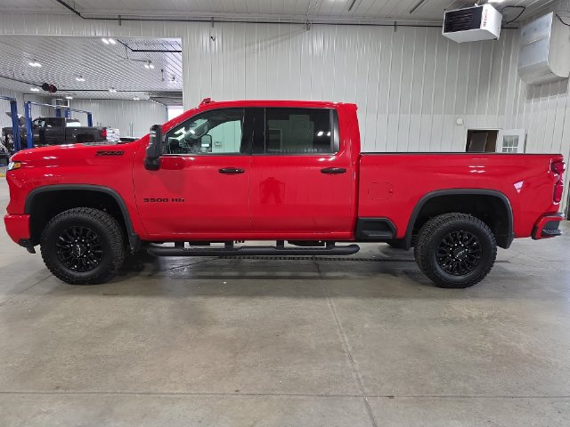 Used 2024 Chevrolet Silverado 3500 LTZ w/ LTZ Plus Package AWD/4WD image 5