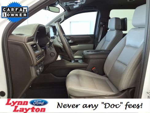 Used 2024 Chevrolet Suburban Z71 w/ Luxury Package image 11