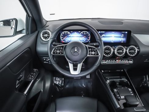 Certified 2022 Mercedes-Benz GLA 250 image 15