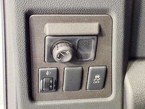 Used 2012 Nissan Rogue SL image 19