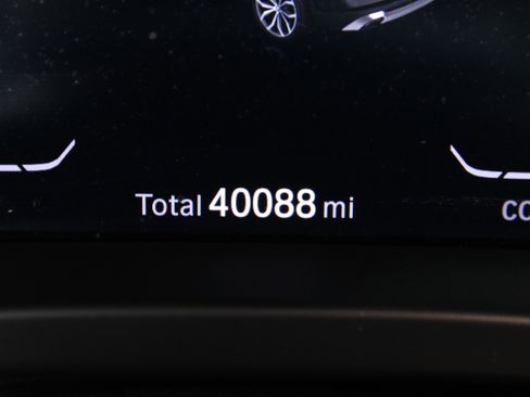 Used 2023 BMW X3 xDrive30i image 12