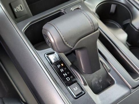 New 2025 Ford F150 Lariat w/ Equipment Group 501A Mid image 18