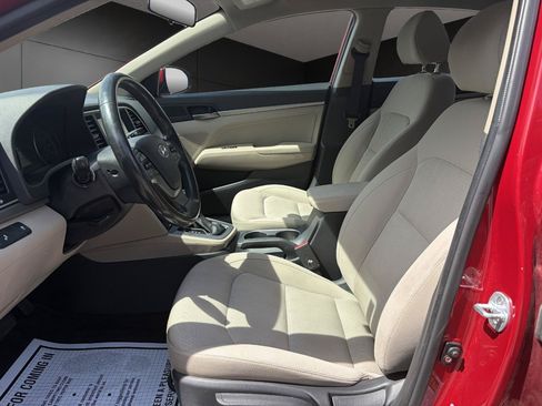 Used 2017 Hyundai Elantra SE w/ SE A/T Tech Package 03 FWD image 9