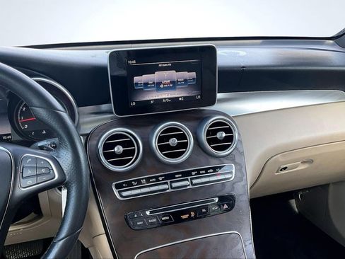 Used 2018 Mercedes-Benz GLC 300 image 6