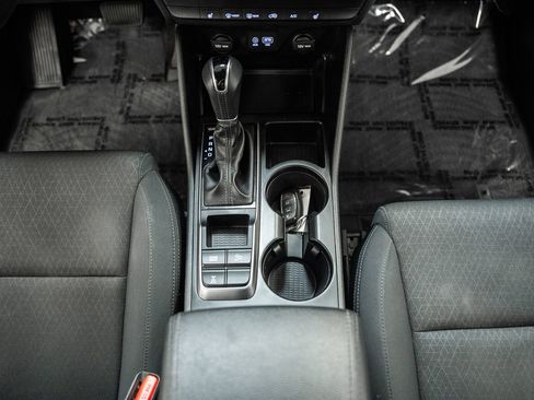 Used 2017 Hyundai Tucson Sport w/ Cargo Package image 31