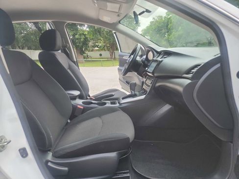 Used 2019 Nissan Sentra S w/ Appearance Package FWD image 33