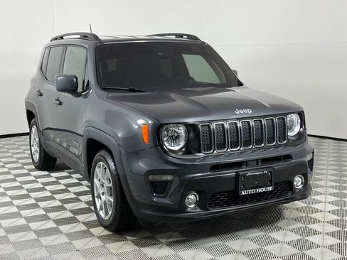 Used 2021 Jeep Renegade Latitude w/ Convenience Group FWD image 3