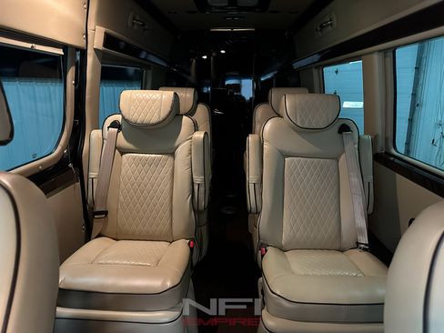 Used 2020 Mercedes-Benz Sprinter 3500 image 28