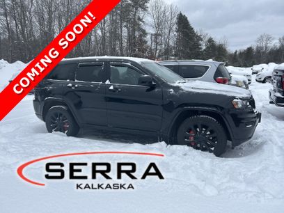 Used 2018 Jeep Grand Cherokee Altitude