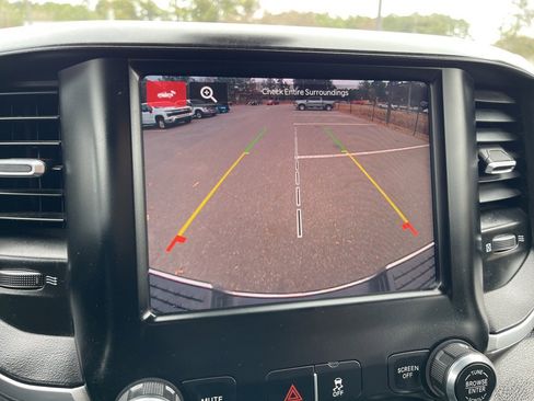 Used 2024 RAM 3500 Big Horn image 11