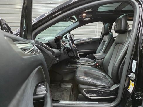 Used 2019 Lincoln MKC Black Label AWD/4WD image 13