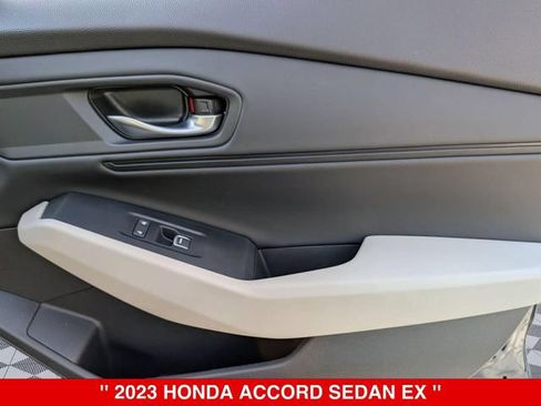 Used 2023 Honda Accord EX image 33