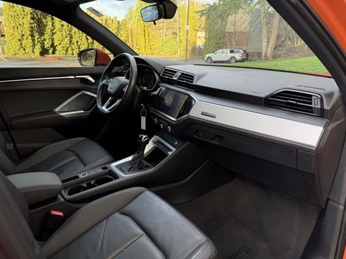 Used 2021 Audi Q3 2.0T Premium image 10