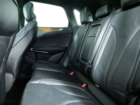 Used 2017 Lincoln MKC Reserve AWD/4WD image 16