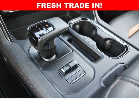 Used 2025 GMC Sierra 1500 AT4 image 27