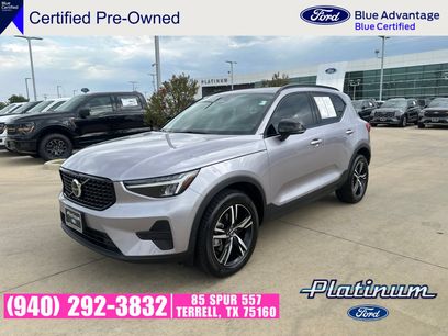 Used 2026 Volvo XC40 B4 Core w/ Climate Package