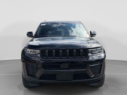 New 2026 Jeep Grand Cherokee L 4WD image 10