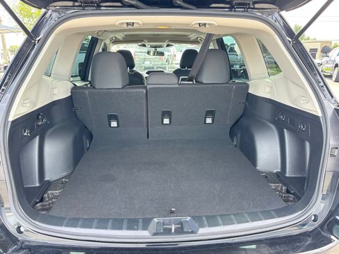 Used 2023 Subaru Forester Premium AWD/4WD image 16