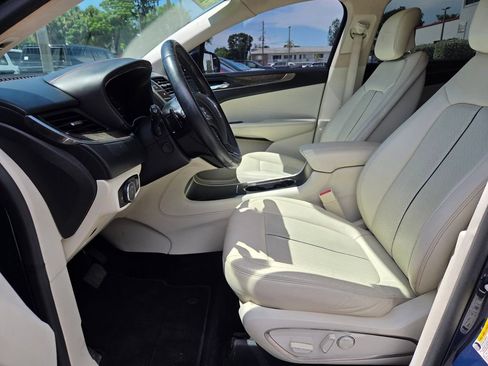 Used 2018 Lincoln MKC Black Label FWD image 13