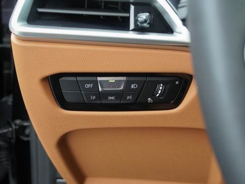 Used 2025 BMW 330i Sedan RWD image 16