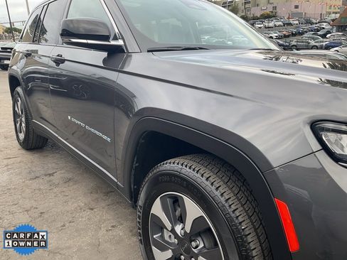 Used 2022 Jeep Grand Cherokee Limited 4xe image 73
