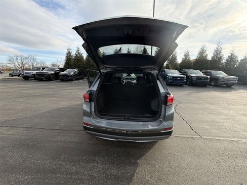 Used 2023 Chevrolet Equinox RS image 25