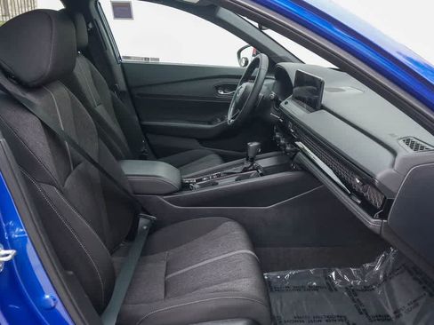 Used 2023 Honda Accord Sport image 15