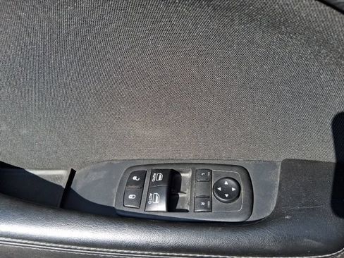 Used 2019 Dodge Challenger R/T RWD image 16