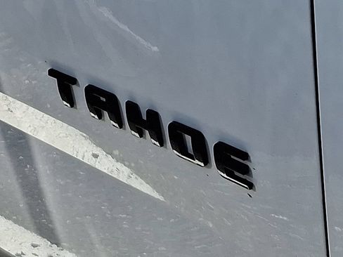 Certified 2017 Chevrolet Tahoe LT w/ Luxury Package AWD/4WD image 4