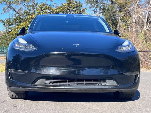 Used 2021 Tesla Model Y Long Range AWD/4WD image 13