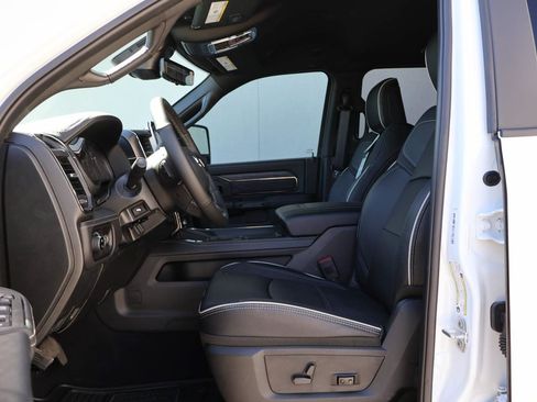 New 2026 RAM 2500 Limited AWD/4WD image 8