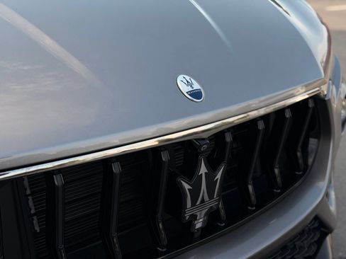 Used 2022 Maserati Levante Modena AWD/4WD image 21
