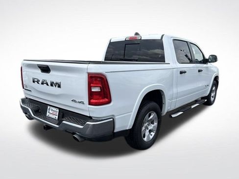 Used 2025 RAM 1500 Big Horn AWD/4WD image 6