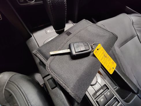 Used 2009 Pontiac G8 GT w/ Premium Package image 33