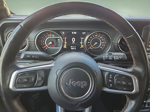 Used 2021 Jeep Wrangler Unlimited Sahara AWD/4WD image 24