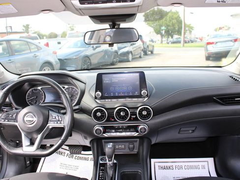 Used 2024 Nissan Sentra SV w/ All-Weather Package FWD image 9