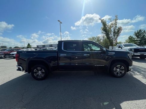 Used 2026 GMC Sierra 1500 SLT AWD/4WD image 8