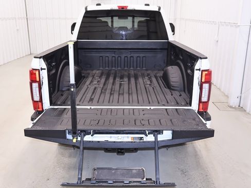 Used 2020 Ford F250 Platinum image 43