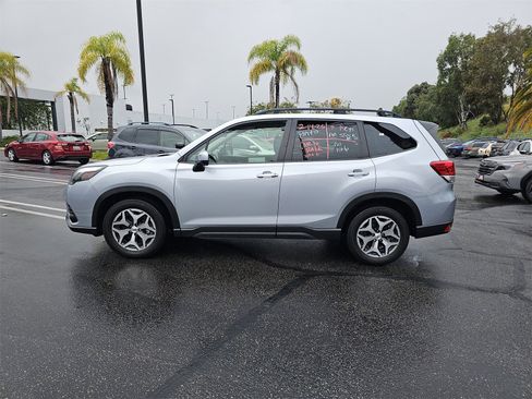 Certified 2024 Subaru Forester Premium image 4